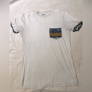 Target T shirt with Decorative Pocket Men’s Small